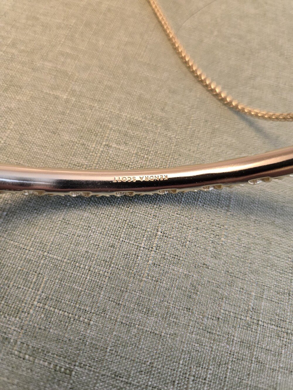 Kendra Scott Lucy Choker Gold - Picture 2 of 6
